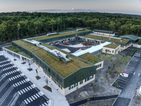 collège_flint_saint-selve_vue_forêt_bâtiment_drone